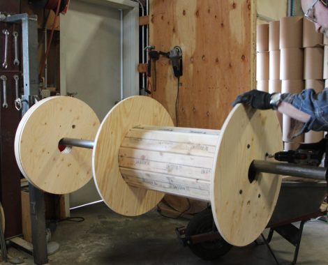 A2Z MANUFACTURING – Manufacturers of wooden reels for wire and rope.